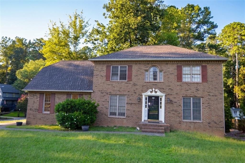 4 bedroom, 3 bathroom, 2,975 sq ft single family residence sold at 3140 Oak Springs Court, Marietta, GA 30066