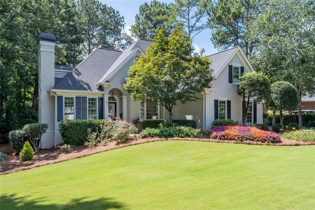 5 bedroom, 5 bathroom, 4,995 sq ft single family residence for sale at 1455 Natchez Way, Grayson, GA 30017 — photo 4
