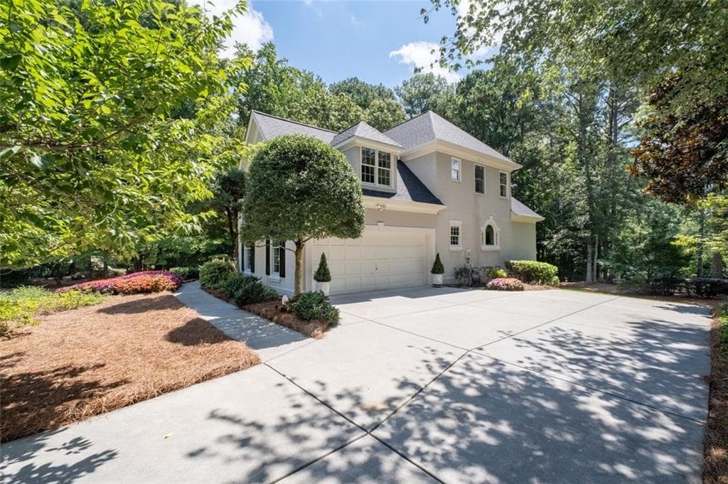 5 bedroom, 5 bathroom, 4,995 sq ft single family residence for sale at 1455 Natchez Way, Grayson, GA 30017 — photo 5