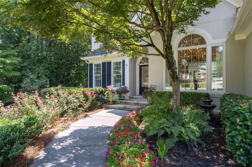 5 bedroom, 5 bathroom, 4,995 sq ft single family residence for sale at 1455 Natchez Way, Grayson, GA 30017 — photo 6