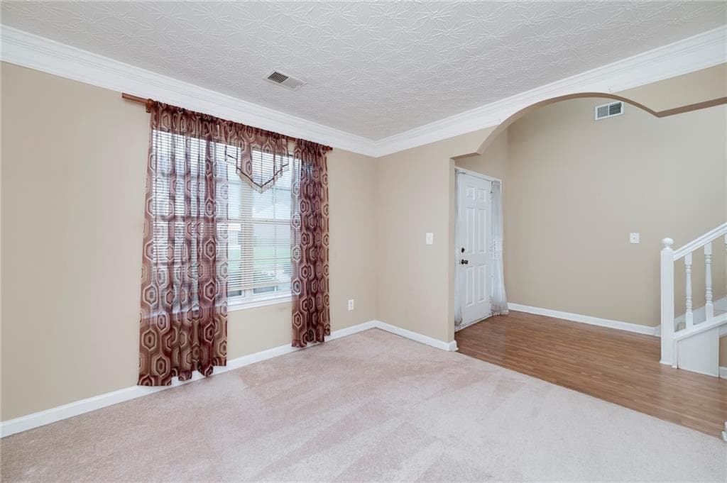 4 bedroom, 3 bathroom, 2,295 sq ft single family residence under contract at 4154 Kensington Cove, Atlanta, GA 30349 — photo 8