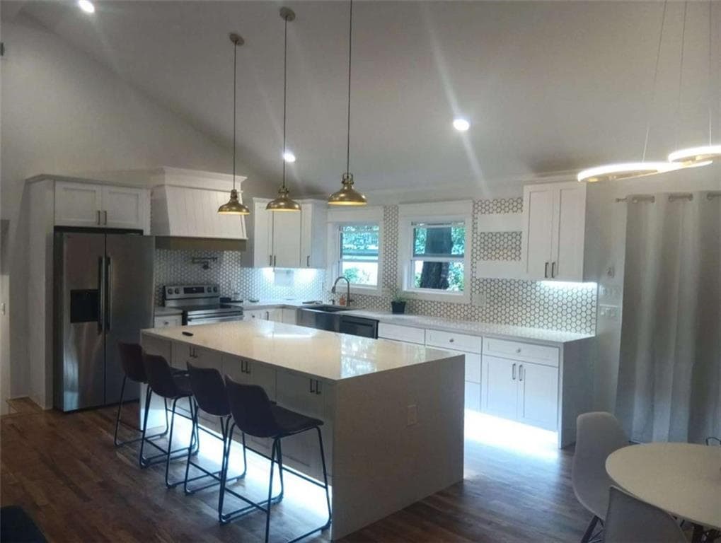 4 bedroom, 3 bathroom, 13,086 sq ft single family residence for sale at 5600 Sycamore Road, Buford, GA 30518 — photo 3