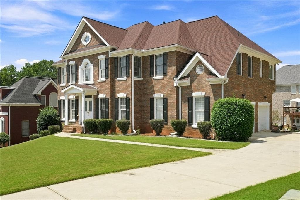 6 bedroom, 5 bathroom, 4,368 sq ft single family residence for sale at 5804 Old Mill Trace, Lithonia, GA 30038 — photo 3