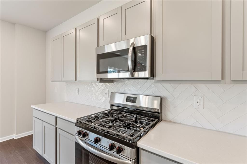 4 bedroom, 3 bathroom, 1,911 sq ft single family residence for sale at 403 Wildflower Circle, Calhoun, GA 30701 — photo 6