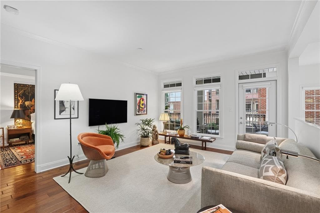2 bedroom, 2 bathroom, 1,350 sq ft condominium for sale at 50 Biscayne Drive 2104, Atlanta, GA 30309 — photo 5