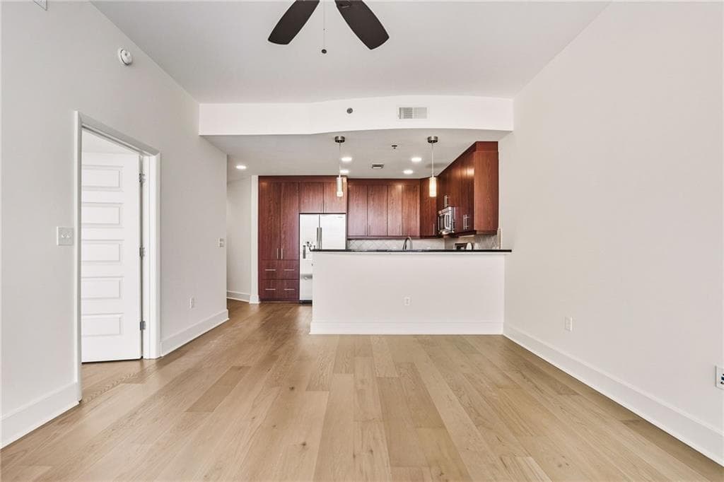 1 bedroom, 1 bathroom, 866 sq ft condominium for rent at 1080 Peachtree Street 1501, Atlanta, GA 30309 for $2,600 a month — photo 9