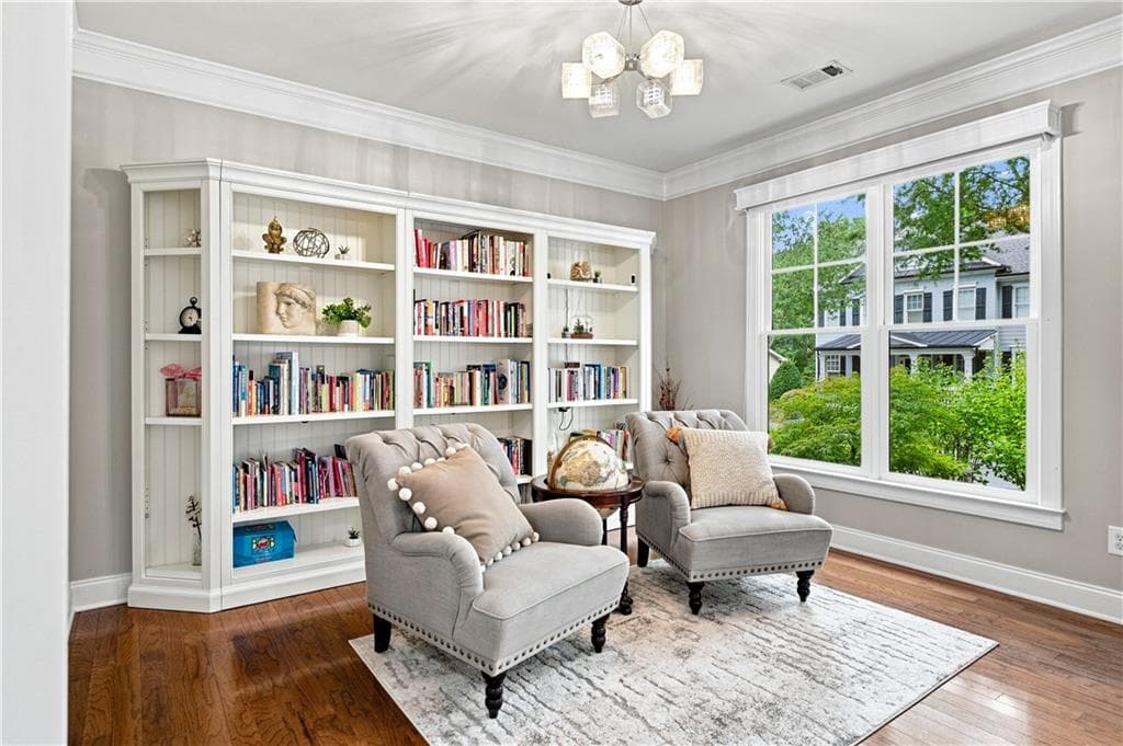 6 bedroom, 4 bathroom, 4,268 sq ft single family residence under contract at 512 Vickery Arbor Drive, Suwanee, GA 30024 — photo 2
