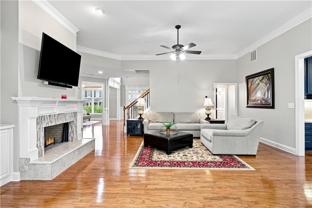 6 bedroom, 4 bathroom, 4,268 sq ft single family residence under contract at 512 Vickery Arbor Drive, Suwanee, GA 30024 — photo 4