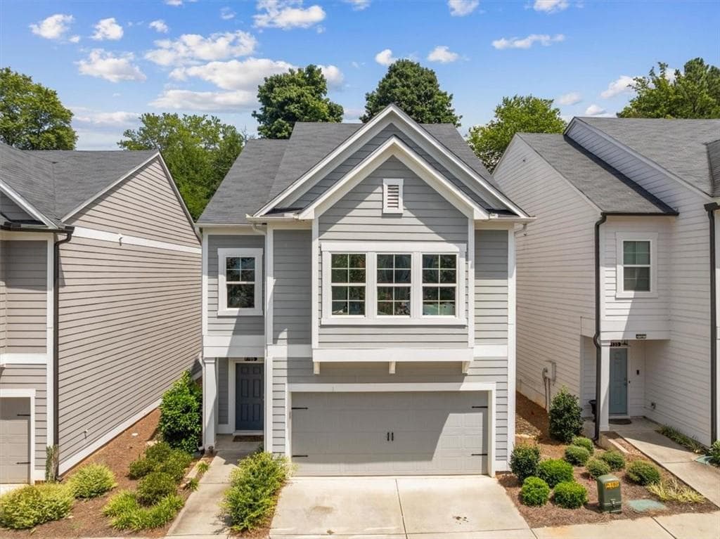 4 bedroom, 4 bathroom, 2,568 sq ft single family residence under contract at 135 Millers Lane, Calhoun, GA 30701 — photo 2