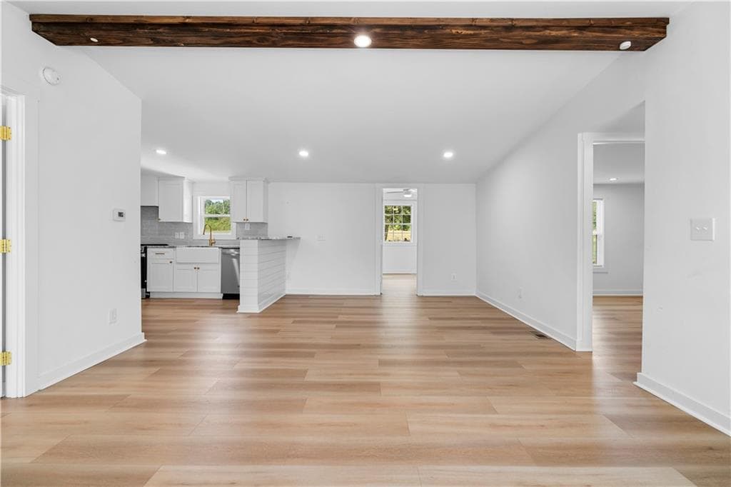 4 bedroom, 3 bathroom, 1,544 sq ft single family residence for sale at 6035 Highway 29, Royston, GA 30662 — photo 9