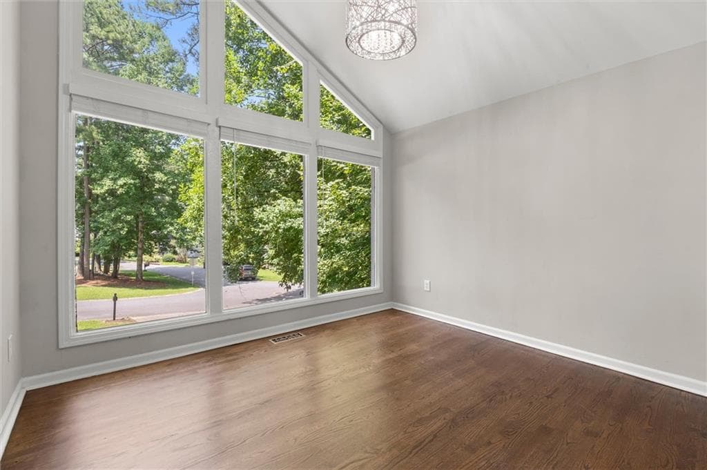 4 bedroom, 3 bathroom, 3,045 sq ft single family residence for sale at 2866 Lexington Trace, Marietta, GA 30062 — photo 8