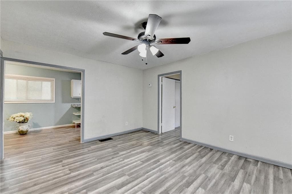 1 bedroom, 1 bathroom, 1,080 sq ft duplex for rent at 103 Dogwood LN B, Auburn, GA 30011 for $1,500 a month — photo 5