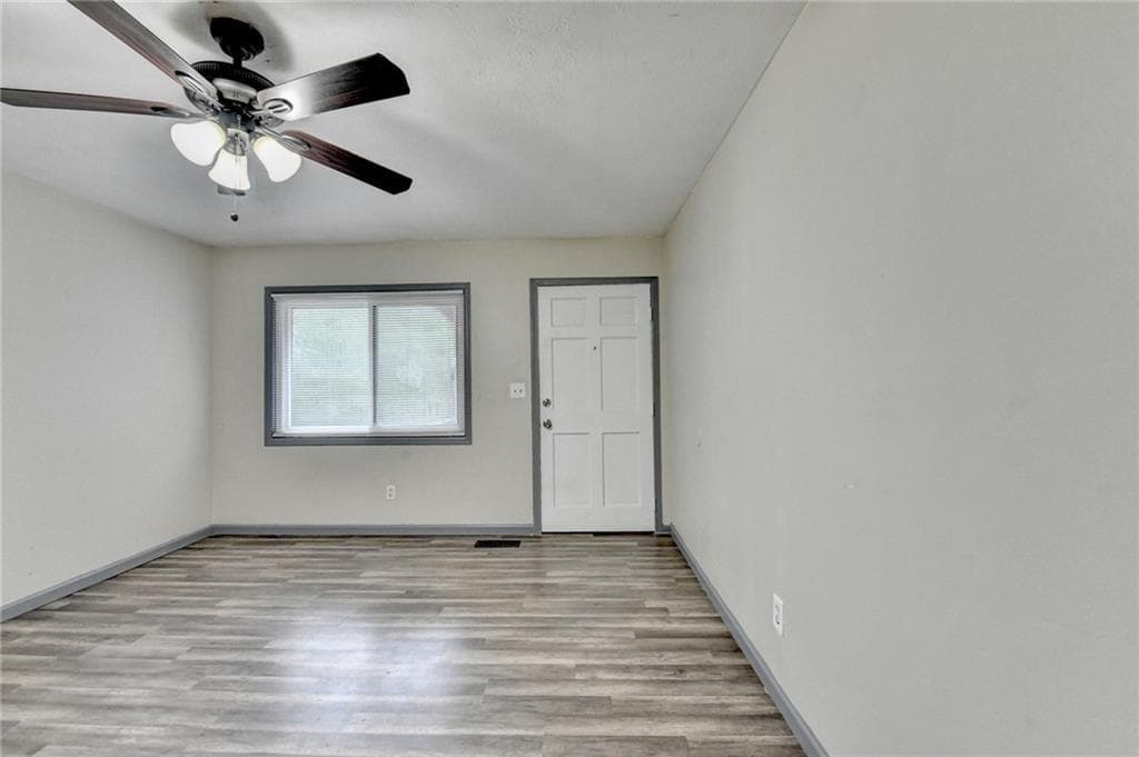 1 bedroom, 1 bathroom, 1,080 sq ft duplex for rent at 103 Dogwood LN B, Auburn, GA 30011 for $1,500 a month — photo 7
