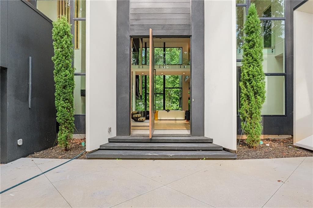6 bedroom, 8 bathroom, 8,895 sq ft single family residence for sale at 2147 Briarwillow Drive, Atlanta, GA 30345 — photo 2