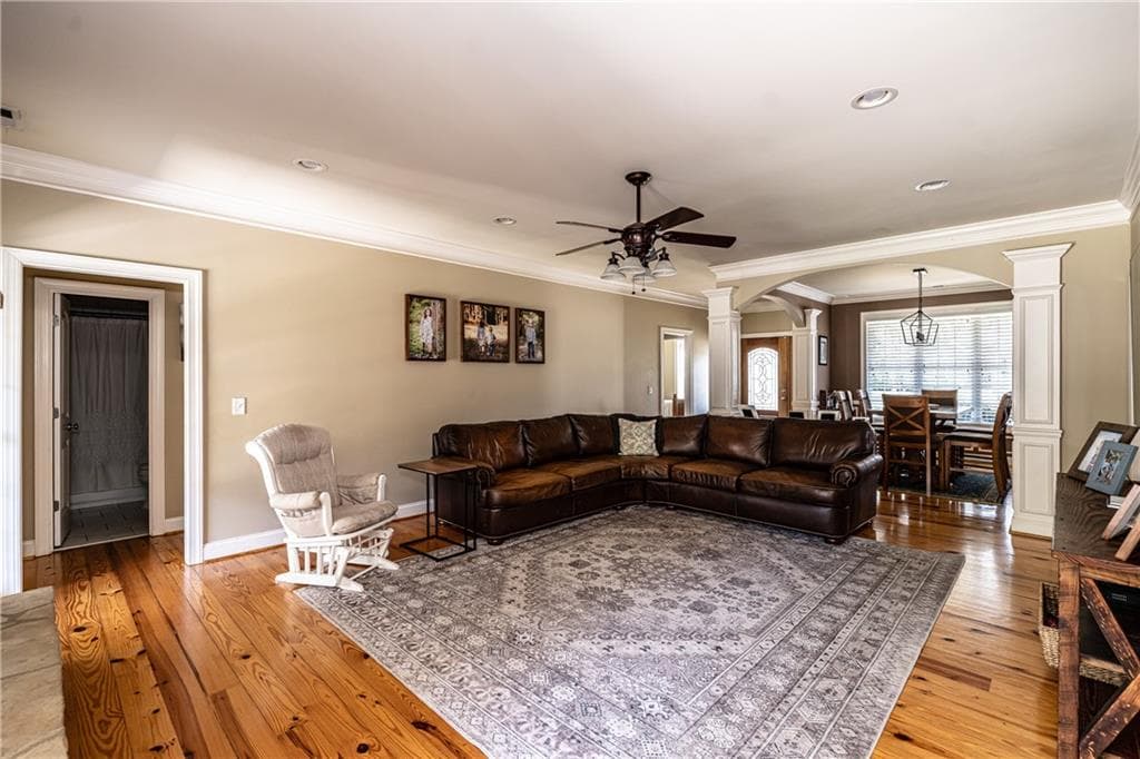 4 bedroom, 3 bathroom, 2,201 sq ft single family residence for sale at 5 Quarter Horse Drive, Rome, GA 30165 — photo 9