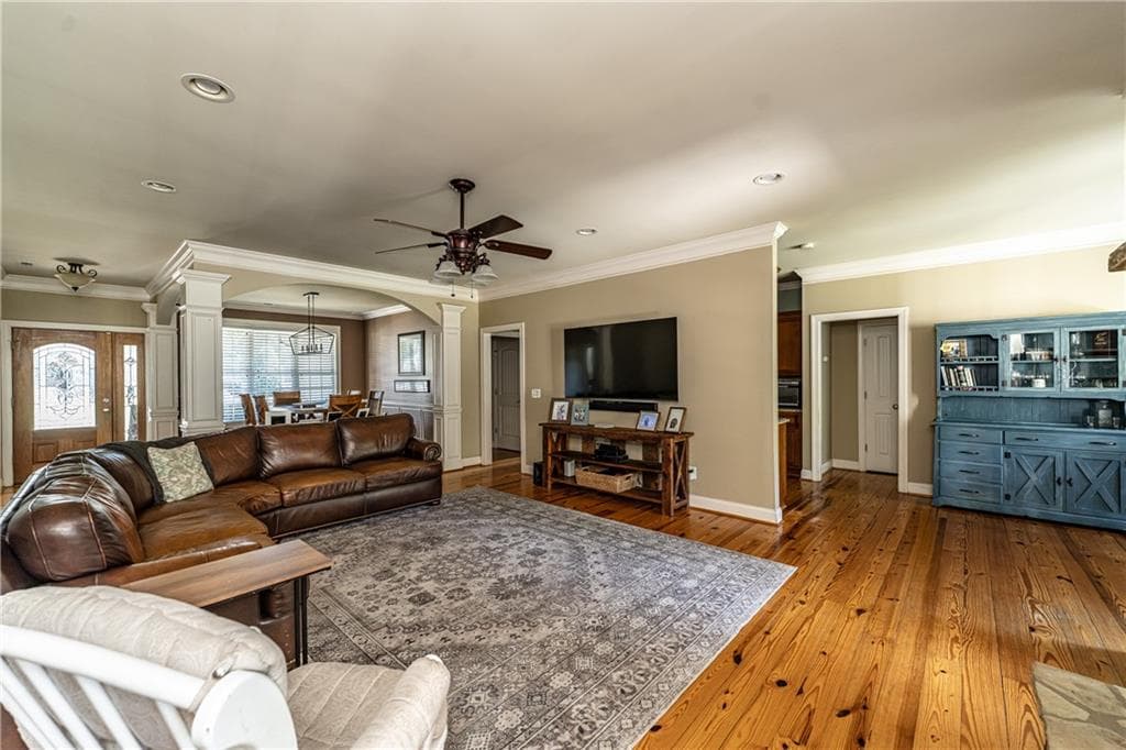 4 bedroom, 3 bathroom, 2,201 sq ft single family residence for sale at 5 Quarter Horse Drive, Rome, GA 30165 — photo 10