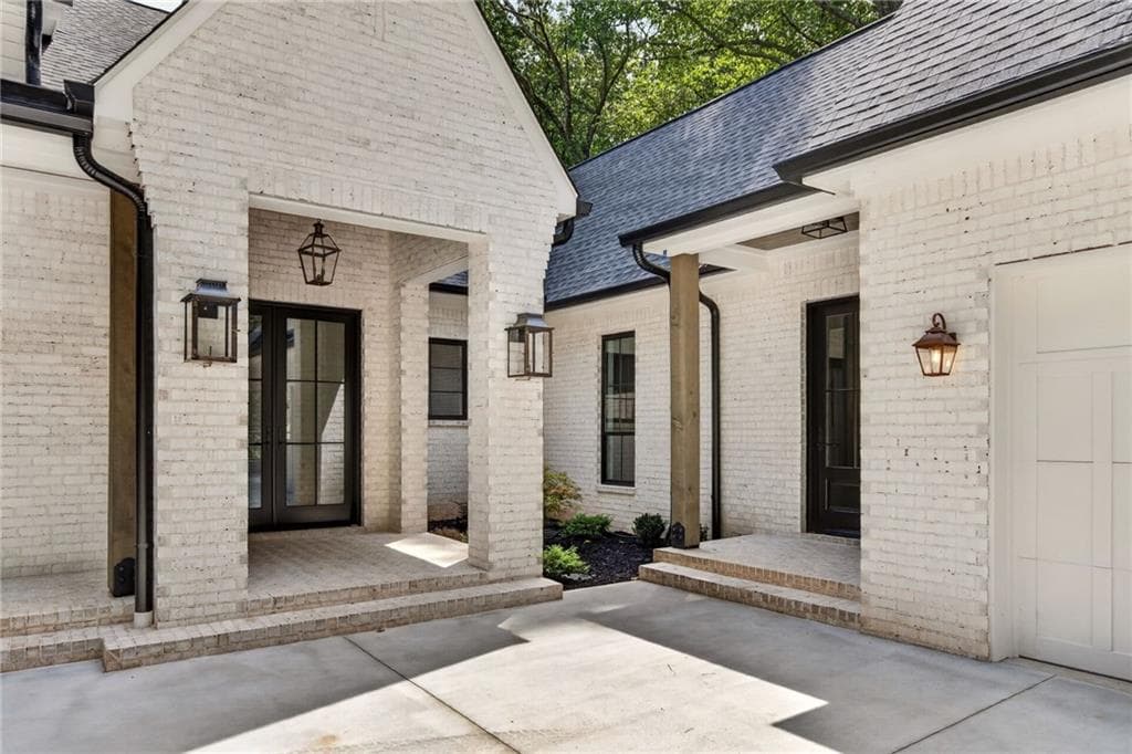 5 bedroom, 5 bathroom, 3,500 sq ft single family residence for sale at 5005 Young Deer Drive, Cumming, GA 30041 — photo 5