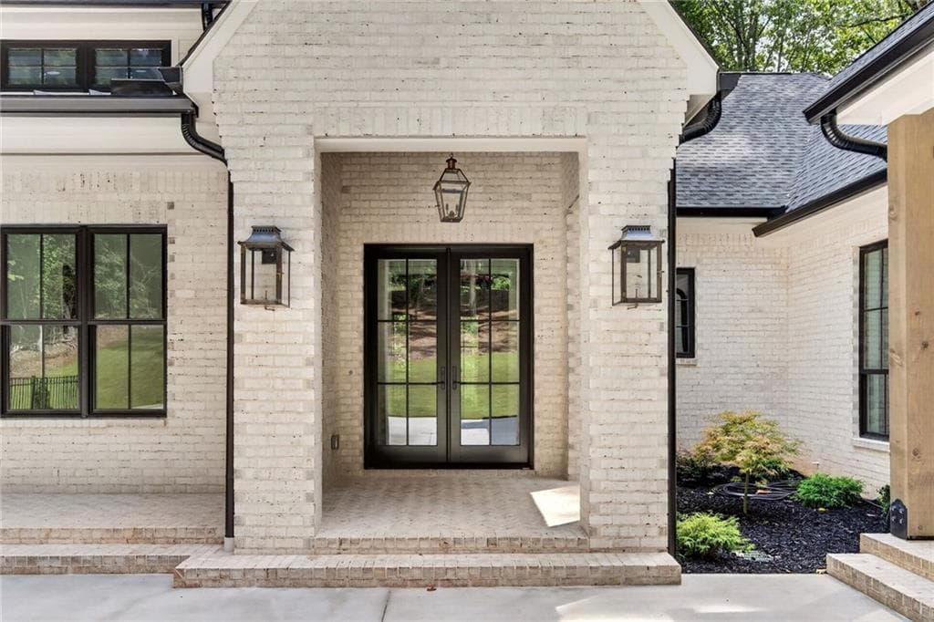 5 bedroom, 5 bathroom, 3,500 sq ft single family residence for sale at 5005 Young Deer Drive, Cumming, GA 30041 — photo 7