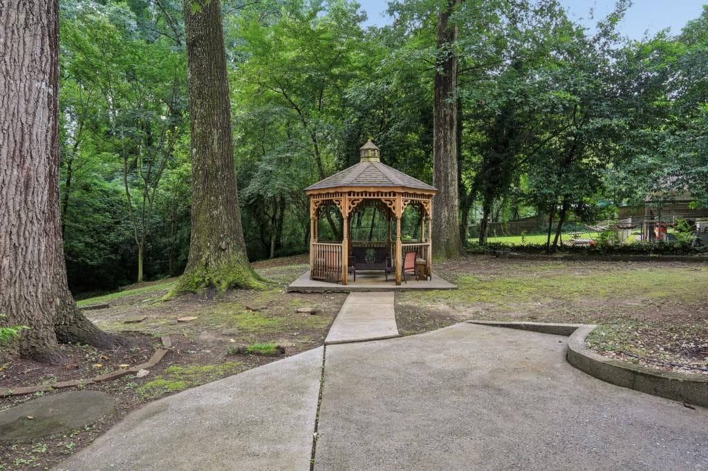 duplex for sale at 980 Brookdale Drive, East Point, GA 30344 — photo 6