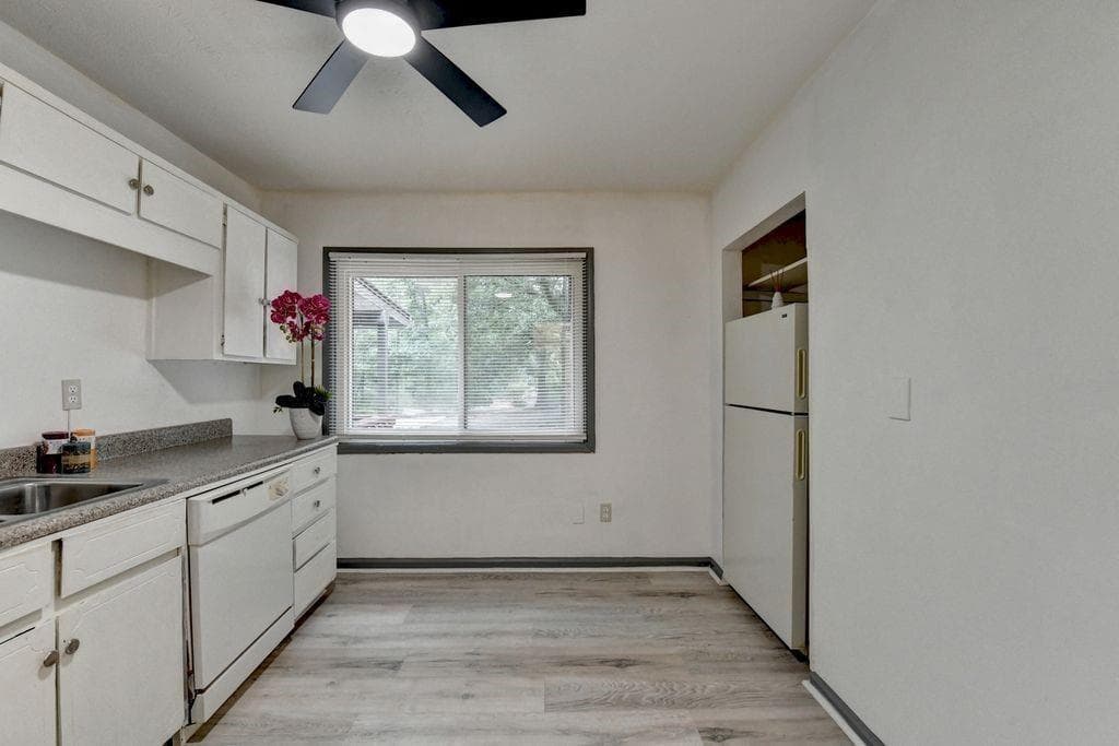 1 bedroom, 1 bathroom, 1,085 sq ft duplex for rent at 103 Dogwood LN A, Auburn, GA 30011 for $990 a month — photo 7