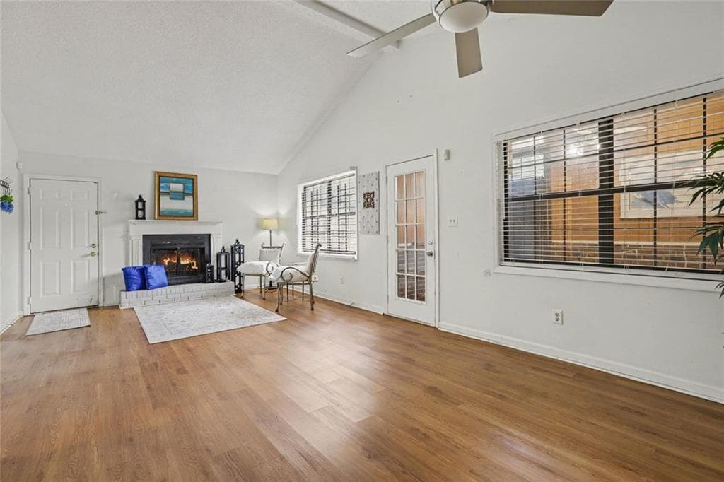 2 bedroom, 2 bathroom, 1,204 sq ft condominium for sale at 6032 Wintergreen Road, Norcross, GA 30093 — photo 4