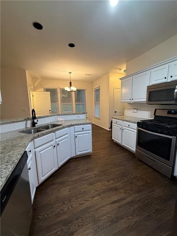 4 bedroom, 3 bathroom, 2,388 sq ft single family residence for sale at 6782 Poplar Grove Way, Stone Mountain, GA 30087 — photo 8