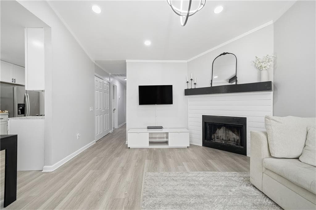 3 bedroom, 2 bathroom, 1,286 sq ft single family residence for sale at 8048 Fieldstream Way, Douglasville, GA 30134 — photo 7