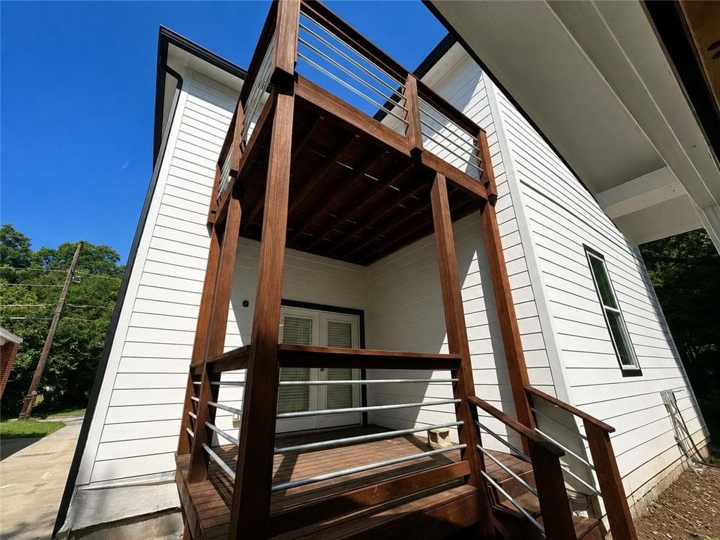 6 bedroom, 4 bathroom, 3,028 sq ft single family residence for sale at 1054 Ira Street, Atlanta, GA 30310 — photo 10