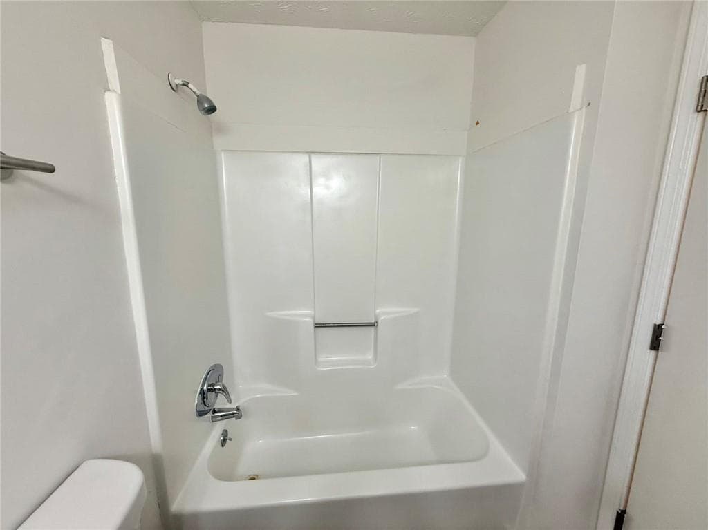 4 bedroom, 3 bathroom, 2,026 sq ft single family residence for sale at 3570 Brenda Court, Douglasville, GA 30135 — photo 10