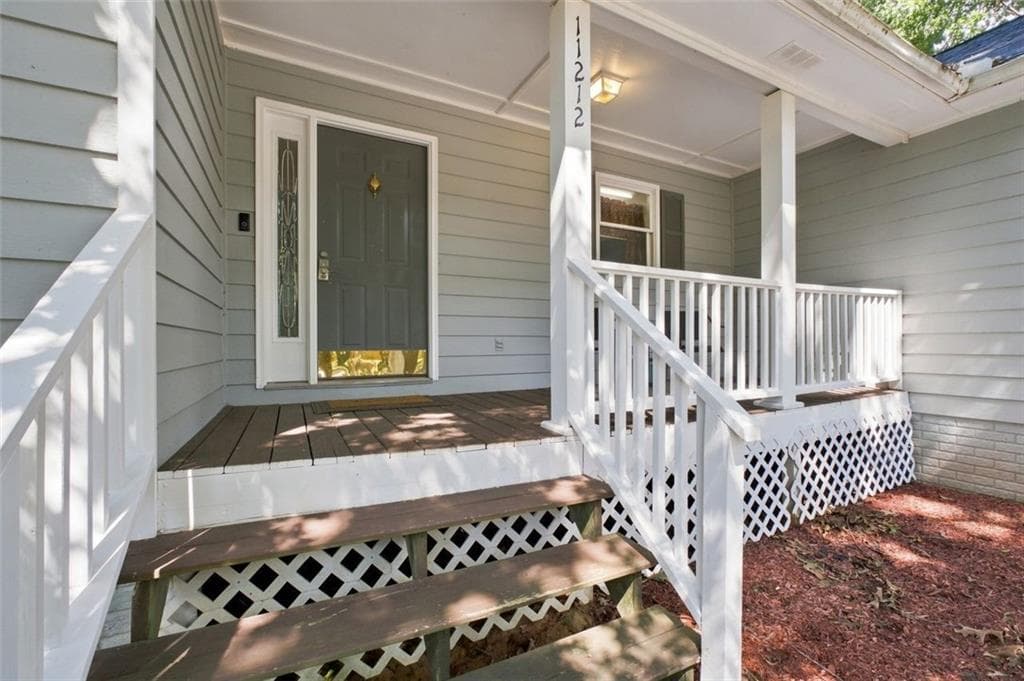 3 bedroom, 3 bathroom, 1,588 sq ft single family residence for sale at 11212 Hemlock Road, Hampton, GA 30228 — photo 6