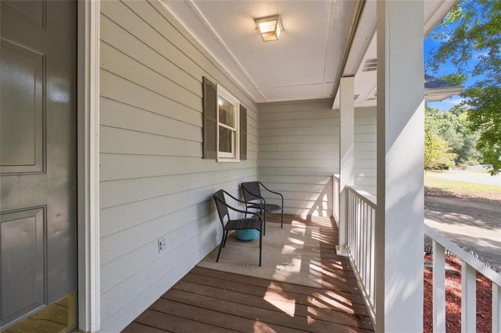 3 bedroom, 3 bathroom, 1,588 sq ft single family residence for sale at 11212 Hemlock Road, Hampton, GA 30228 — photo 7