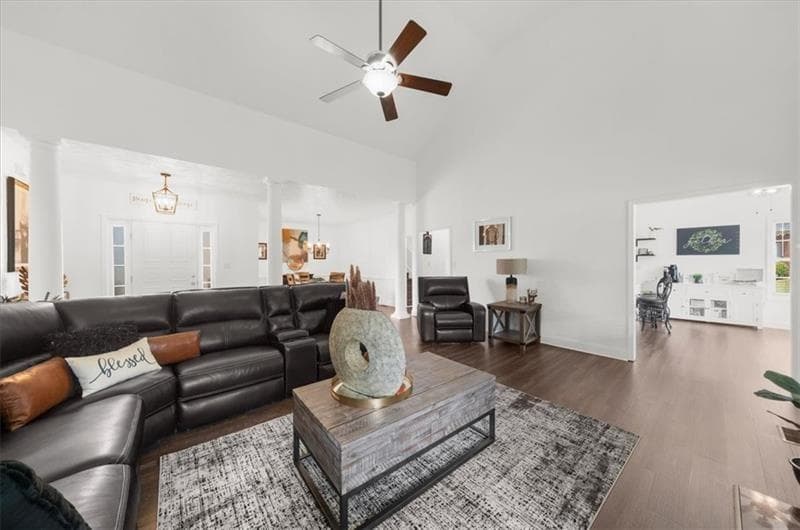 6 bedroom, 4 bathroom, 2,628 sq ft single family residence for sale at 1330 Crimson Lane, Mcdonough, GA 30252 — photo 3