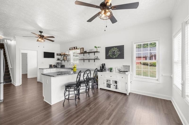 6 bedroom, 4 bathroom, 2,628 sq ft single family residence for sale at 1330 Crimson Lane, Mcdonough, GA 30252 — photo 5