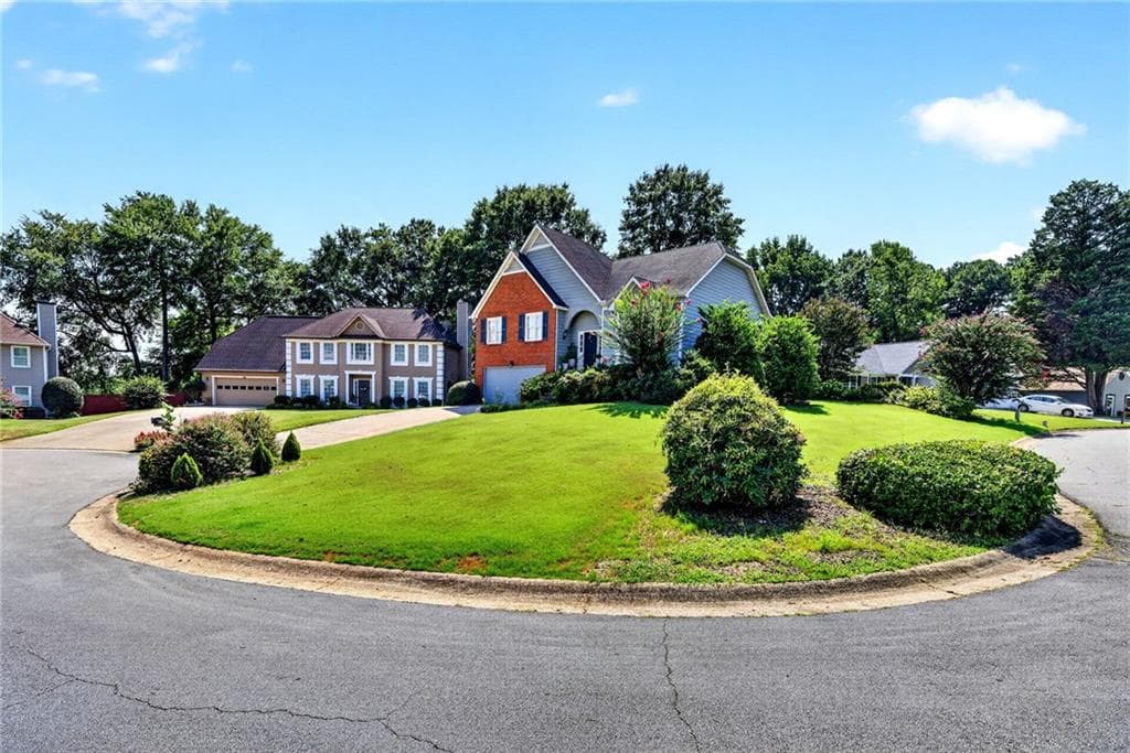4 bedroom, 3 bathroom, 3,470 sq ft single family residence under contract at 1320 Camden Place, Lawrenceville, GA 30043 — photo 6