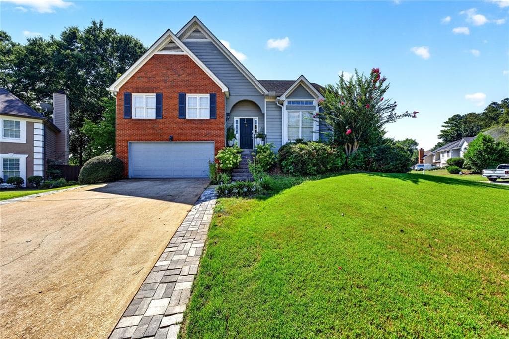 4 bedroom, 3 bathroom, 3,470 sq ft single family residence under contract at 1320 Camden Place, Lawrenceville, GA 30043 — photo 7