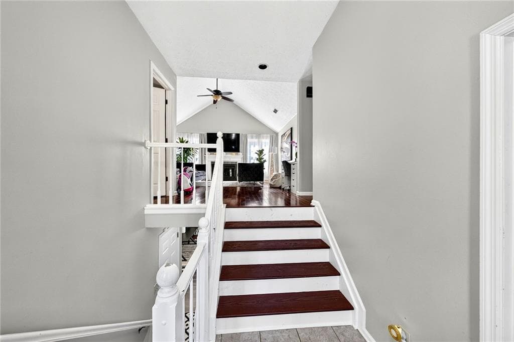 4 bedroom, 3 bathroom, 3,470 sq ft single family residence under contract at 1320 Camden Place, Lawrenceville, GA 30043 — photo 10