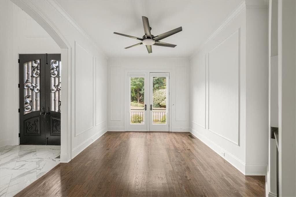 6 bedroom, 6 bathroom, 6,512 sq ft single family residence for sale at 1605 Lockridge Drive, Cumming, GA 30041 — photo 10
