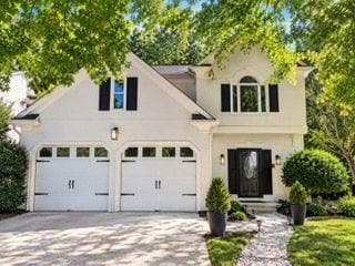 3 bedroom, 3 bathroom, 2,004 sq ft single family residence under contract at 4246 Pentworth Lane, Kennesaw, GA 30144