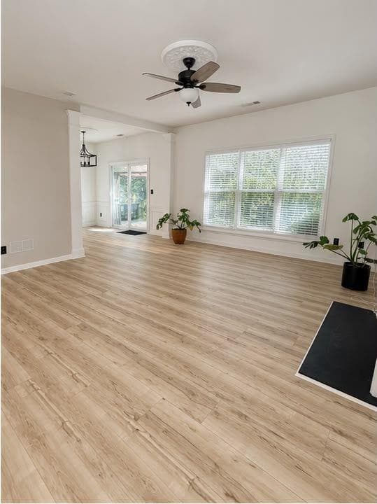 3 bedroom, 3 bathroom, 2,004 sq ft single family residence under contract at 4246 Pentworth Lane, Kennesaw, GA 30144 — photo 5