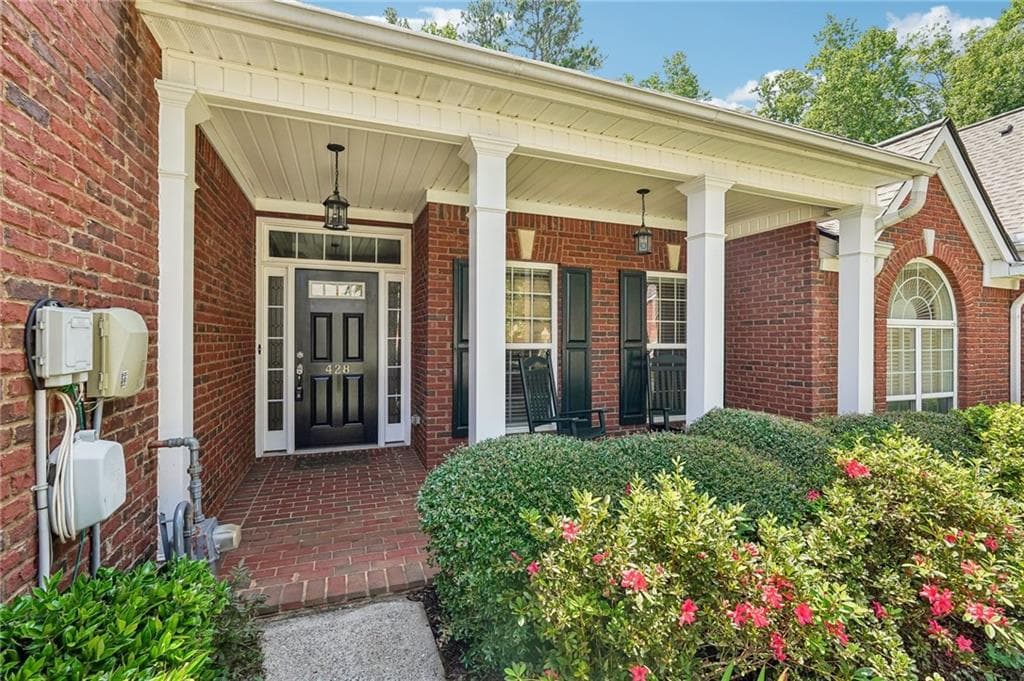 3 bedroom, 3 bathroom, 1,880 sq ft townhouse for sale at 428 Brookes Walk, Woodstock, GA 30188 — photo 2
