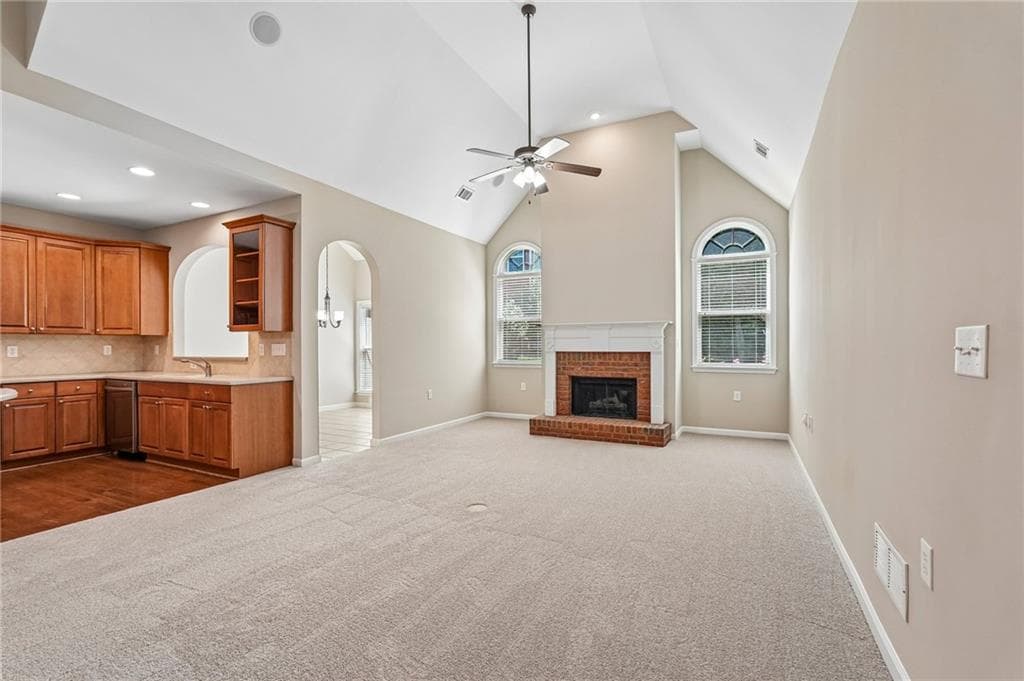 3 bedroom, 3 bathroom, 1,880 sq ft townhouse for sale at 428 Brookes Walk, Woodstock, GA 30188 — photo 8