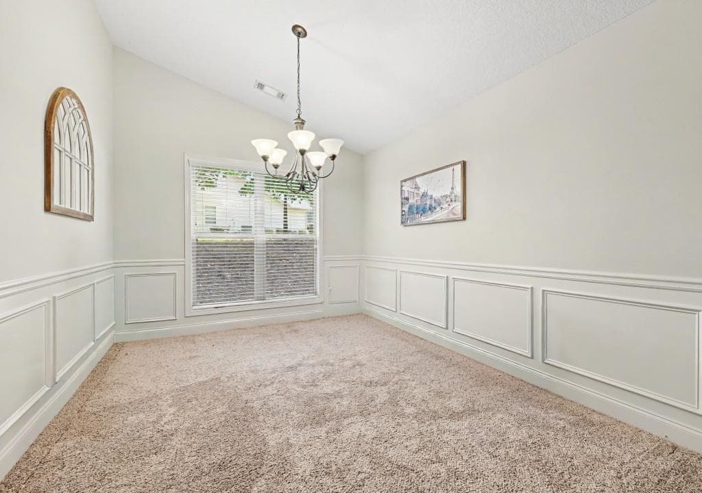 4 bedroom, 2 bathroom, 2,304 sq ft single family residence under contract at 1750 Satilla Drive, Winder, GA 30680 — photo 7