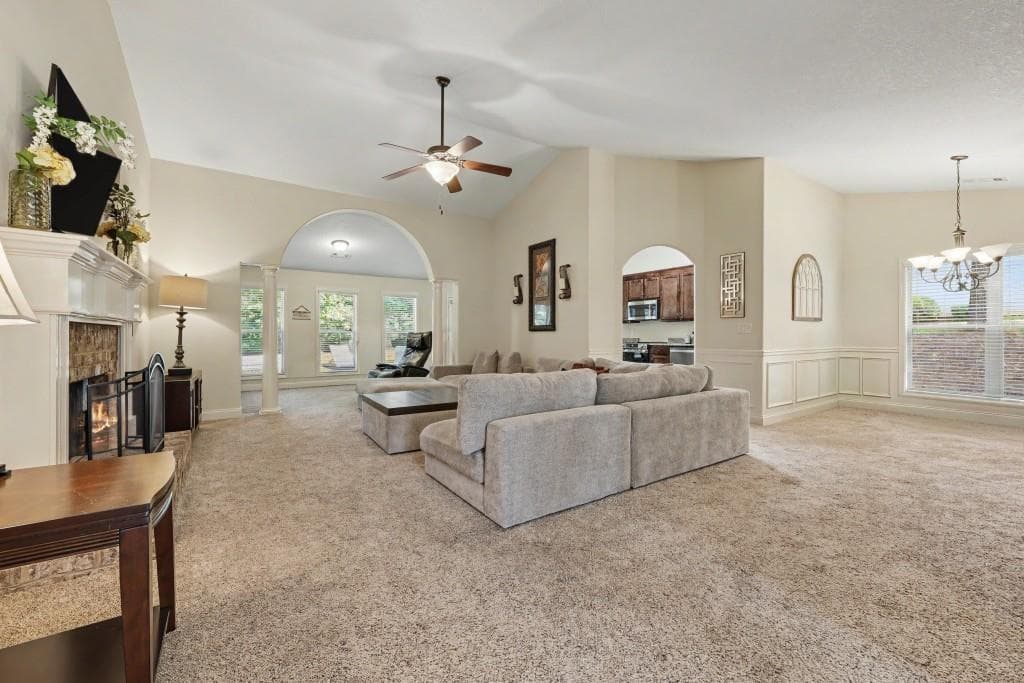 4 bedroom, 2 bathroom, 2,304 sq ft single family residence under contract at 1750 Satilla Drive, Winder, GA 30680 — photo 4
