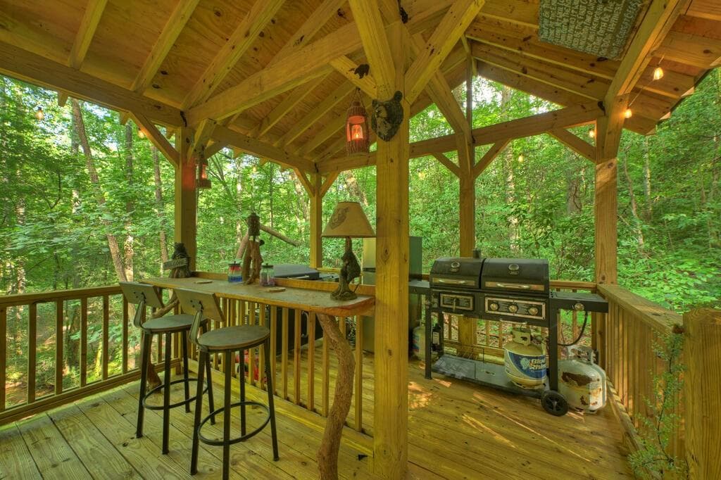 2 bedroom, 3 bathroom, 1,640 sq ft single family residence for sale at 685 Chopped Oak Road, Ellijay, GA 30540 — photo 9