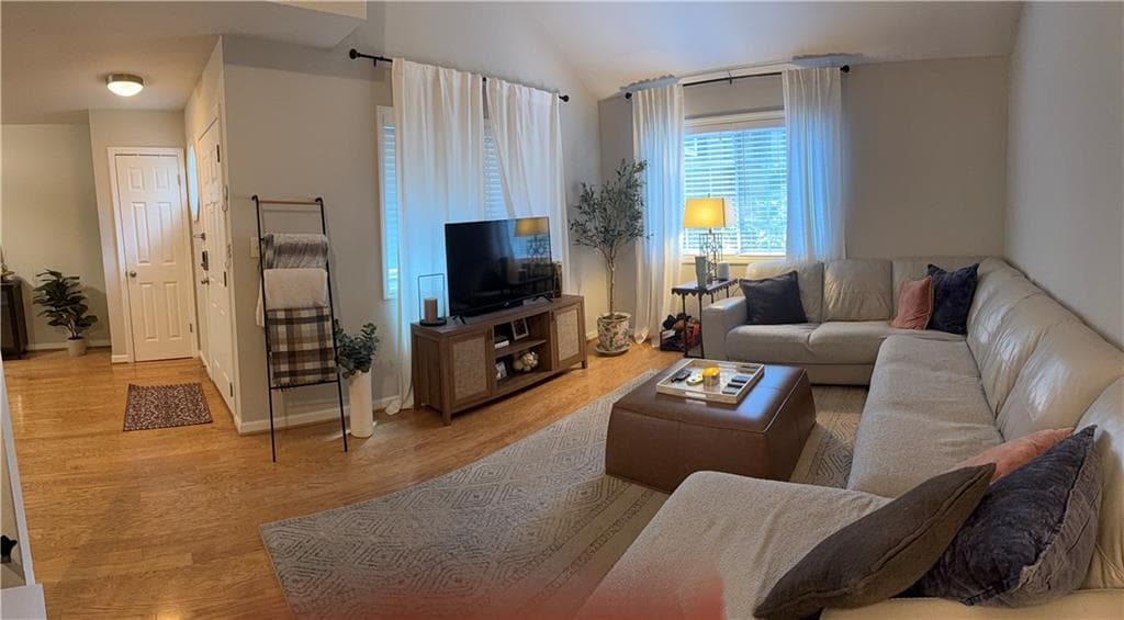 2 bedroom, 3 bathroom, 1,290 sq ft condominium for sale at 1468 Briarwood Road 1605, Atlanta, GA 30319 — photo 5
