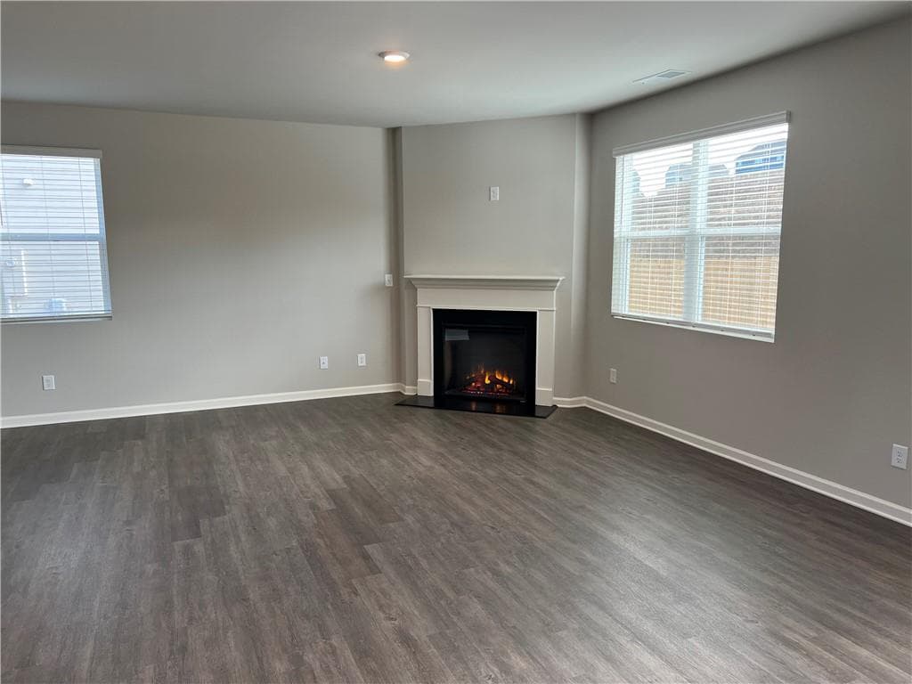 4 bedroom, 3 bathroom, 2,176 sq ft single family residence for rent at 6624 Bluffview Drive, Douglasville, GA 30134 for $2,350 a month — photo 4