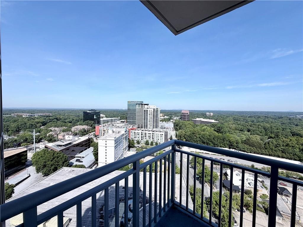 2 bedroom, 2 bathroom, 1,273 sq ft condominium for sale at 3338 Peachtree Road 2502, Atlanta, GA 30326