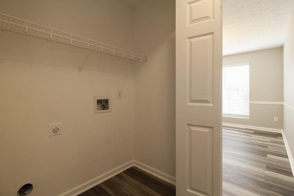 4 bedroom, 3 bathroom, 2,028 sq ft single family residence for sale at 3614 Summit Pines, Decatur, GA 30034 — photo 10