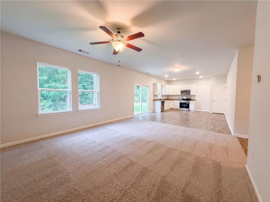 4 bedroom, 3 bathroom, 1,986 sq ft single family residence for sale at 8618 Blair Court, Douglasville, GA 30134 — photo 3