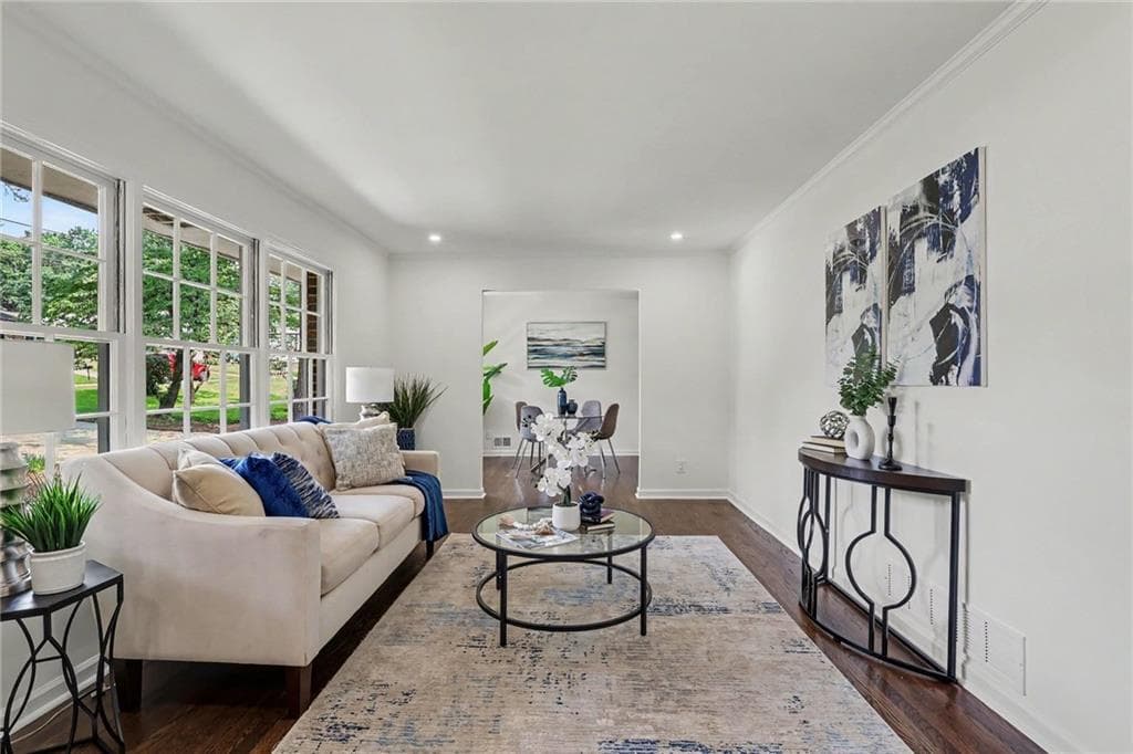 3 bedroom, 2 bathroom, 1,528 sq ft single family residence under contract at 3002 Boring Court, Decatur, GA 30034 — photo 3